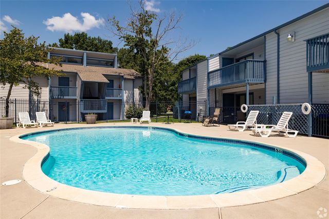 13151 Walden Road 222, Montgomery, TX 77356