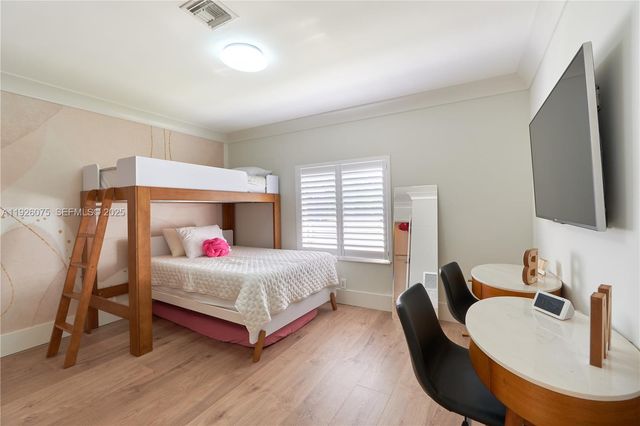 1601 SE 11th St, Fort Lauderdale, FL 33316