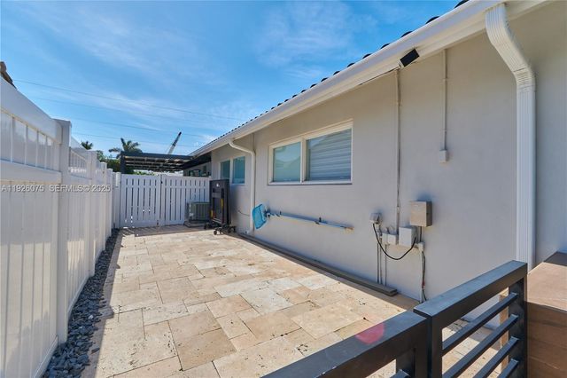 1601 SE 11th St, Fort Lauderdale, FL 33316