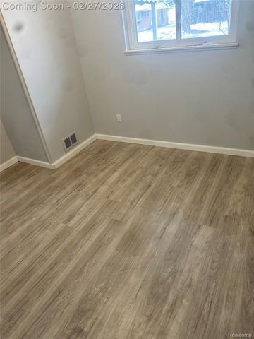 35691 Fairchild Street, Westland, MI 48186