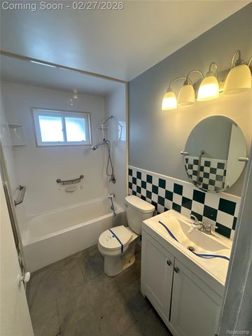 35691 Fairchild Street, Westland, MI 48186