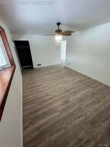 35691 Fairchild Street, Westland, MI 48186