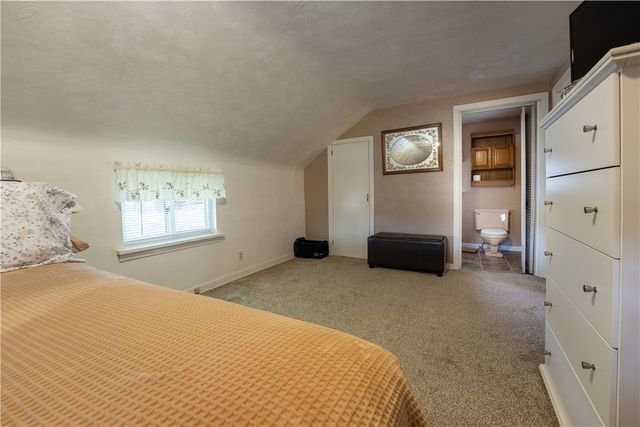 203 George St, Jeannette, PA 15644