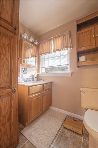 203 George St, Jeannette, PA 15644
