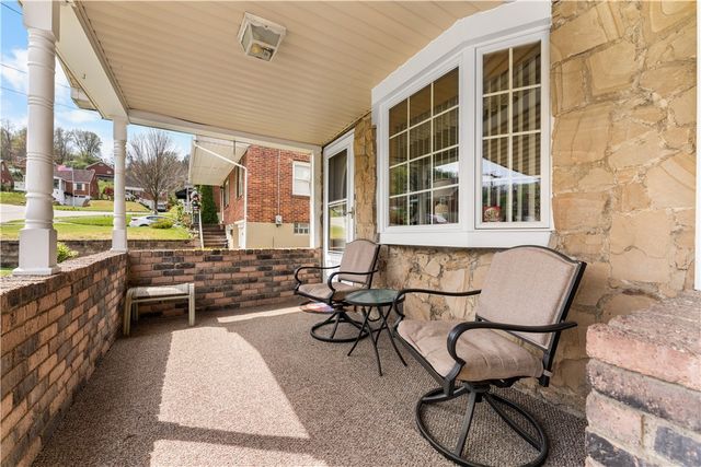 203 George St, Jeannette, PA 15644