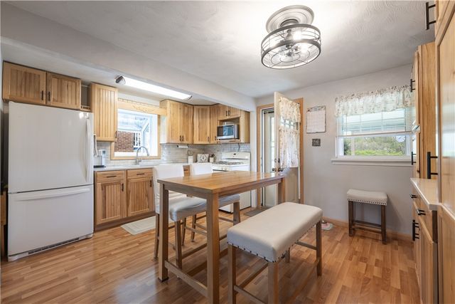 203 George St, Jeannette, PA 15644