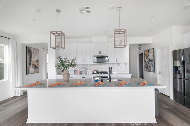 45033 Starina, Lake Elsinore, CA 92532