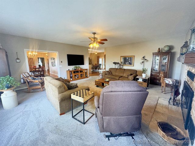 30998 S Molly Brown Road, Cookson, OK 74427