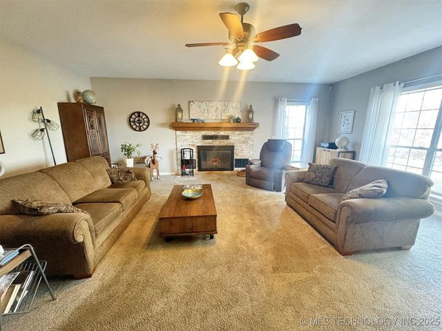 30998 S Molly Brown Road, Cookson, OK 74427