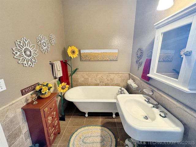 30998 S Molly Brown Road, Cookson, OK 74427