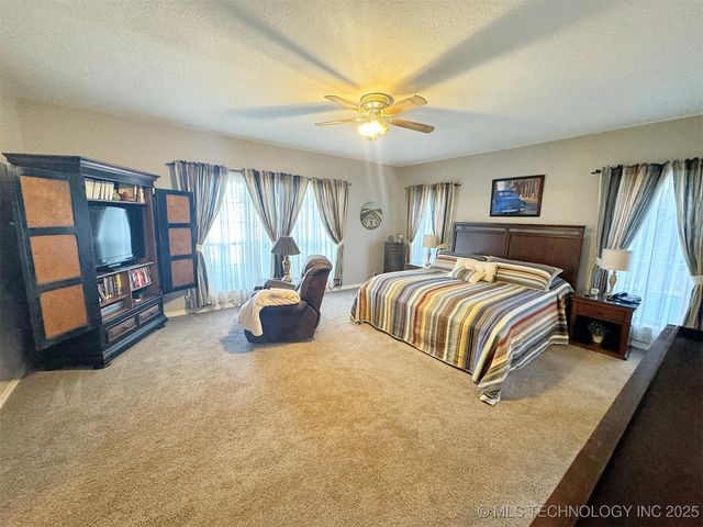 30998 S Molly Brown Road, Cookson, OK 74427