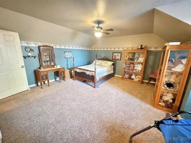 30998 S Molly Brown Road, Cookson, OK 74427