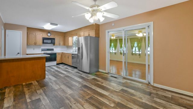 445 Kelsey Drive, Rossville, GA 30741