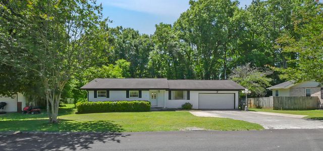 445 Kelsey Drive, Rossville, GA 30741
