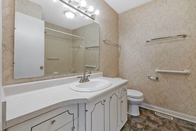 445 Kelsey Drive, Rossville, GA 30741