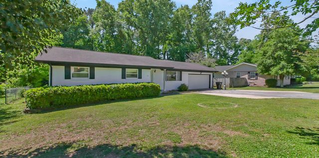 445 Kelsey Drive, Rossville, GA 30741