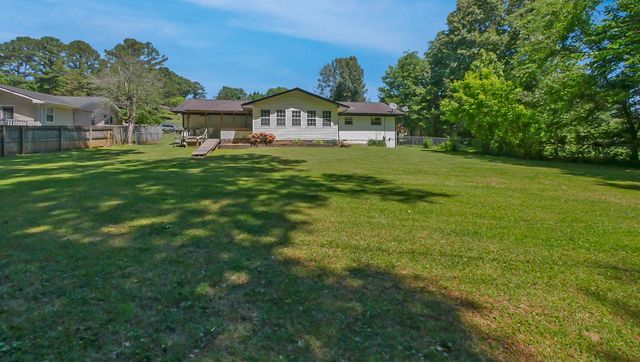 445 Kelsey Drive, Rossville, GA 30741