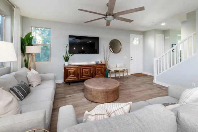 1244 Via Candelas, Oceanside, CA 92056