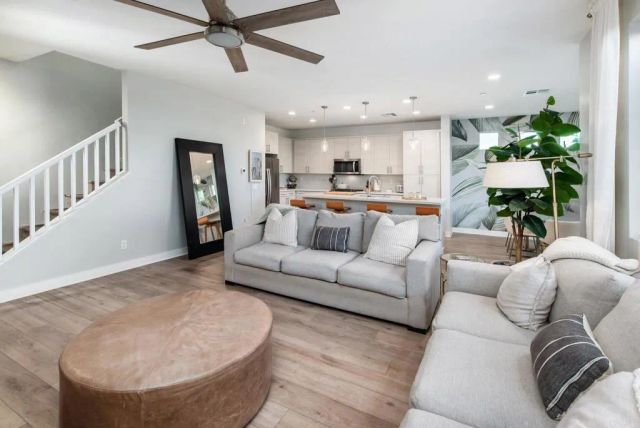 1244 Via Candelas, Oceanside, CA 92056