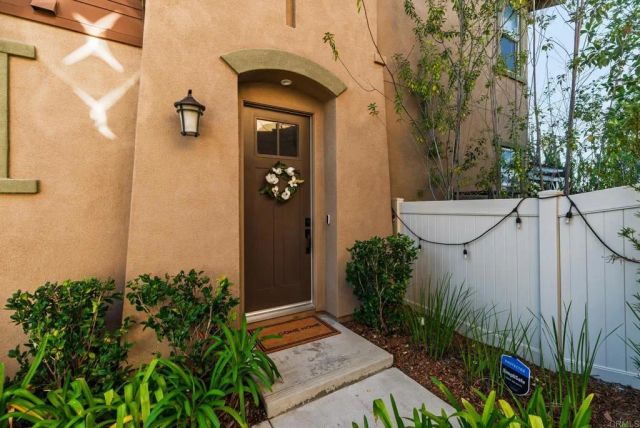 1244 Via Candelas, Oceanside, CA 92056