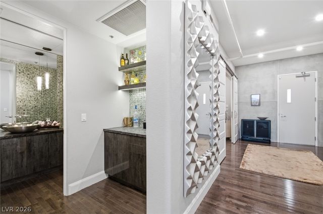 11441 Allerton Park Drive 415, Las Vegas, NV 89135