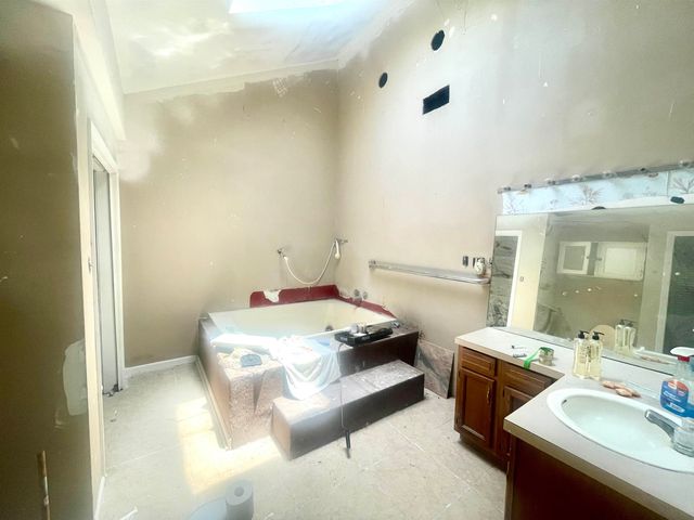 367 East 43rd Street, Cut Off, LA 70345