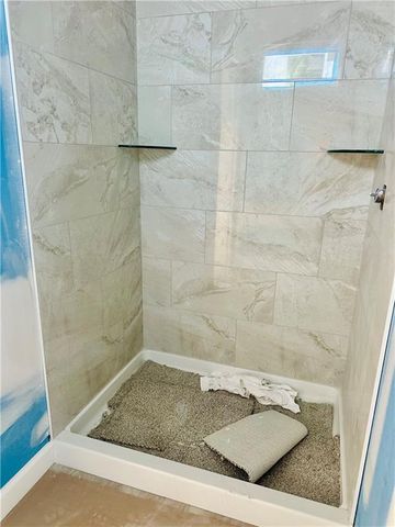 406 Glenn Court, Baldwin City, KS 66006