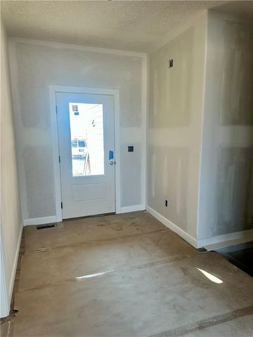 406 Glenn Court, Baldwin City, KS 66006