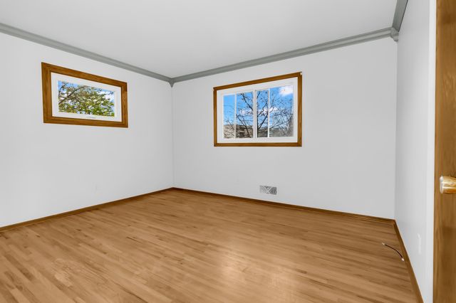 2013 Jade Lane, Eagan, MN 55122