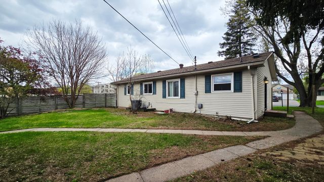 2013 Jade Lane, Eagan, MN 55122