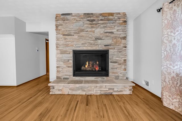 2013 Jade Lane, Eagan, MN 55122