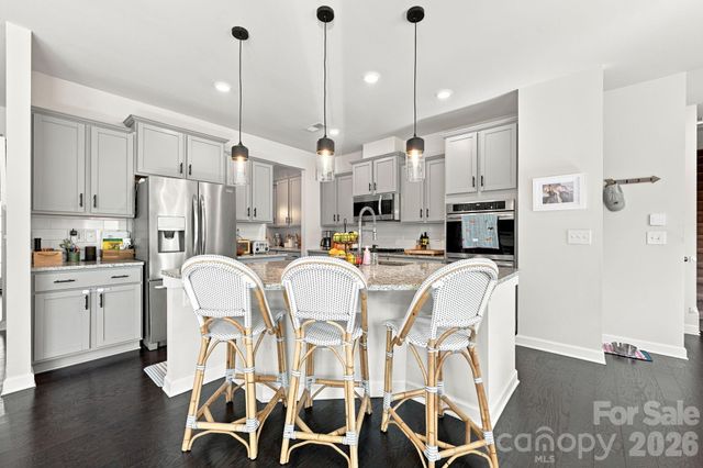 445 Hudson Place, Davidson, NC 28036