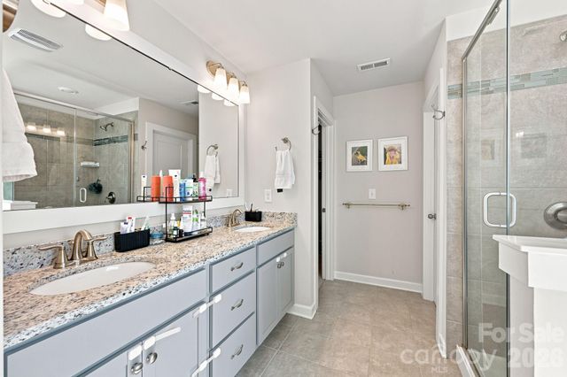 445 Hudson Place, Davidson, NC 28036