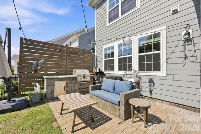 445 Hudson Place, Davidson, NC 28036