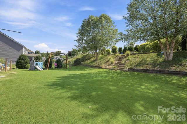 445 Hudson Place, Davidson, NC 28036