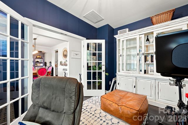 445 Hudson Place, Davidson, NC 28036