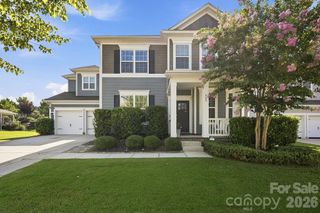 445 Hudson Place, Davidson, NC 28036