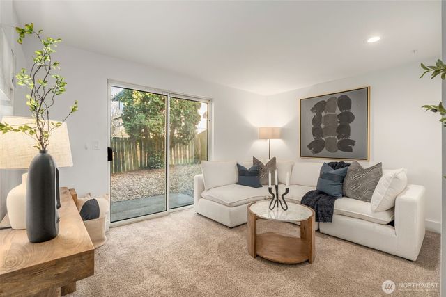 3708 20th Avenue SW, Seattle, WA 98106