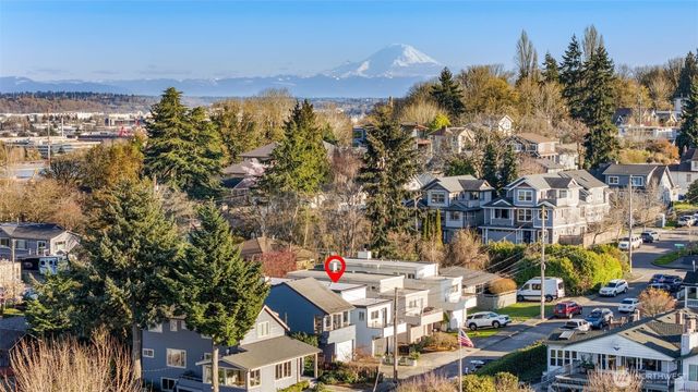 3708 20th Avenue SW, Seattle, WA 98106