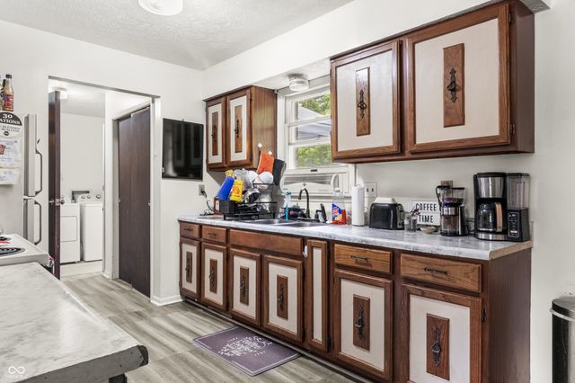 343 N Jefferson Street, Brownsburg, IN 46112