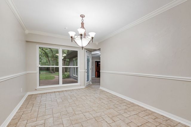 4500 Hacienda Drive, Arlington, TX 76017