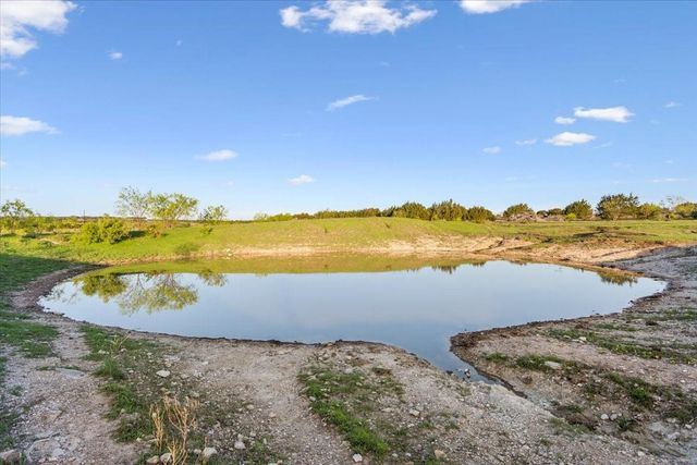 198 Cherry Laurel LN, Lampasas, TX 76550