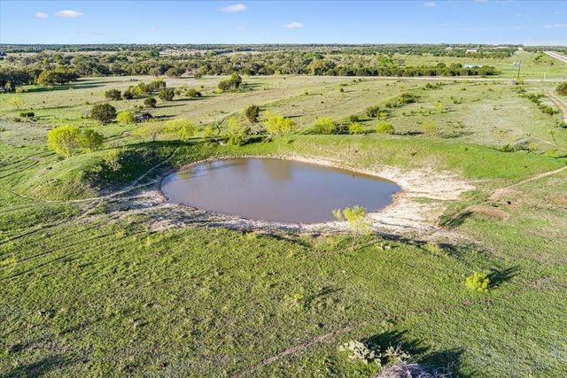 198 Cherry Laurel LN, Lampasas, TX 76550