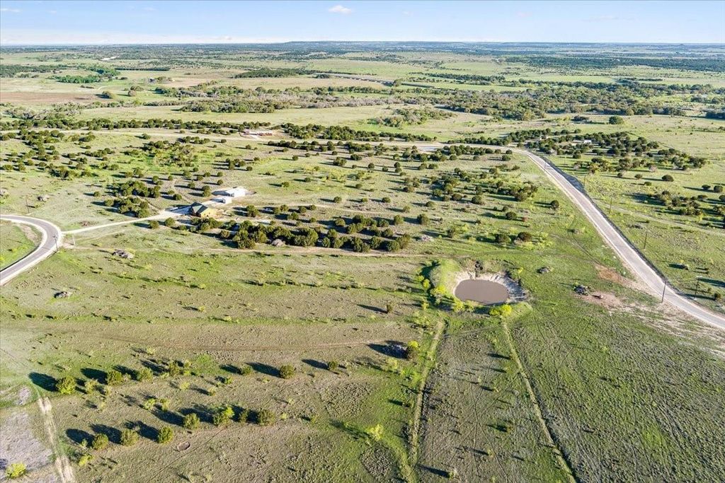 198 Cherry Laurel LN, Lampasas, TX 76550