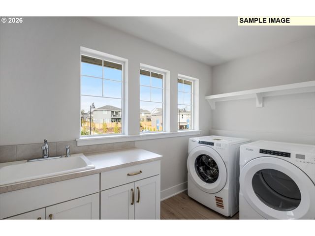 27284 Sw Larkspur Ter, Wilsonville, OR 97070