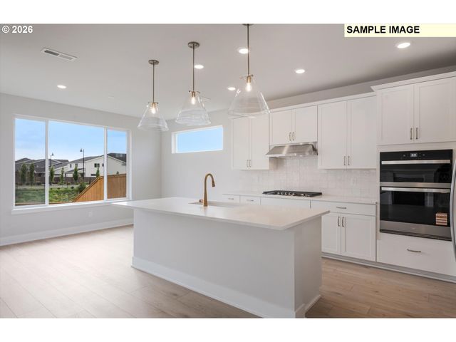 27284 Sw Larkspur Ter, Wilsonville, OR 97070