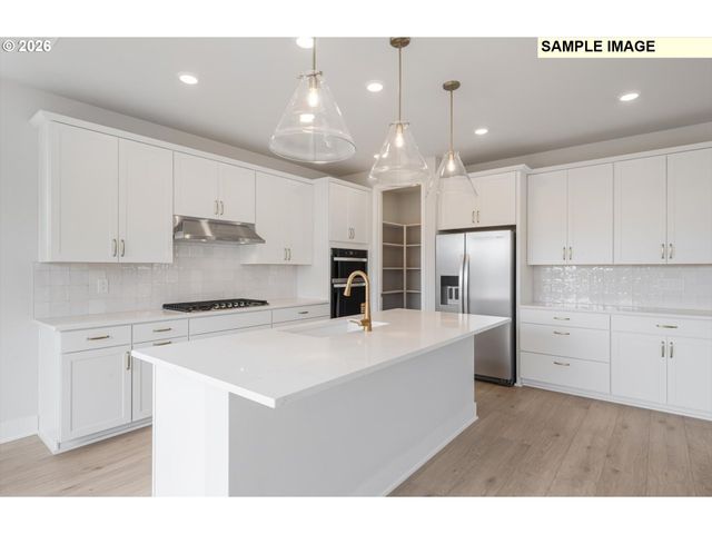 27284 Sw Larkspur Ter, Wilsonville, OR 97070