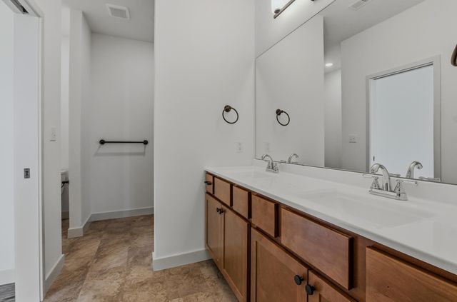 3328 NAPLES DR, Columbia, MO 65202