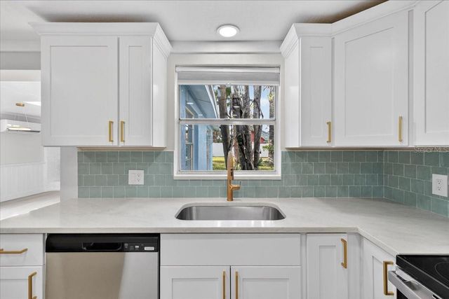 6329 ALASKA AVENUE, New Port Richey, FL 34653