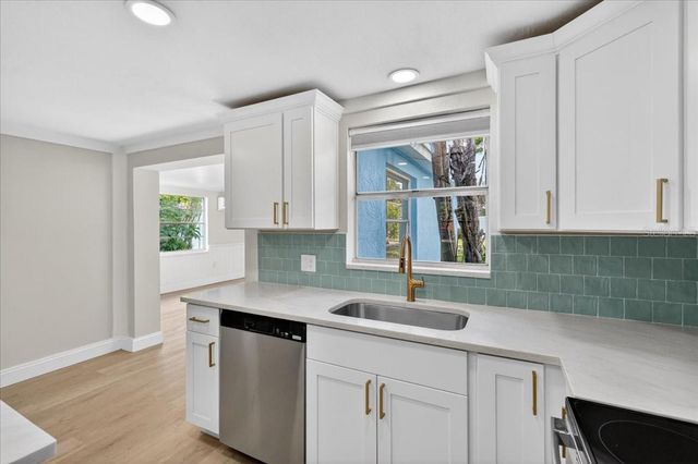 6329 ALASKA AVENUE, New Port Richey, FL 34653